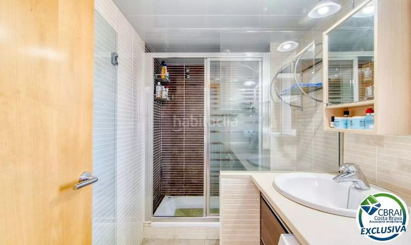 Foto 1f720458-ea0e-4e1f-8441-a5e31228f025. Apartament amb calefacció aparcament a Santa Margarida Roses