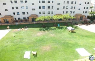 Apartamento en Carrer joanot martorell 25-31. Apartamento en la residencia milleni con licencia turistica