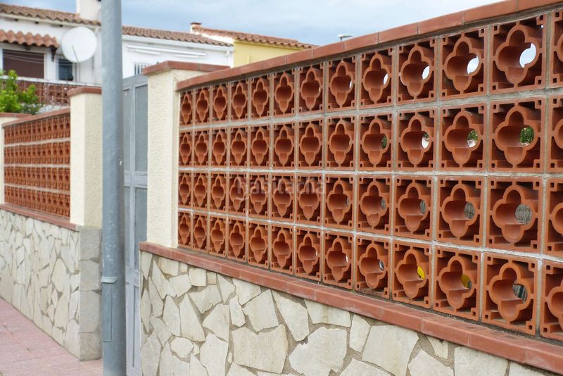 Foto 9ba18cff-0081-4d3a-b784-ea32202443b3. Terreny residencial a Puigmal - Mas Nou Empuriabrava
