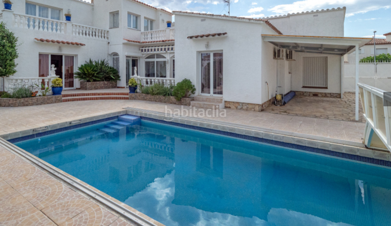 Foto 5c3e3fb1-c726-4293-a783-9f607fef5ca5. Haus mit heizung parking pool in Tordera - Fluvià - Llobregat Empuriabrava