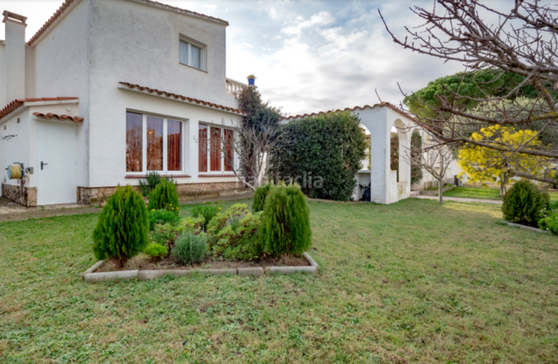 Foto 8f932f76-ba24-4834-b7dc-e228c87d0a59. Haus mit heizung parking pool in Tordera - Fluvià - Llobregat Empuriabrava