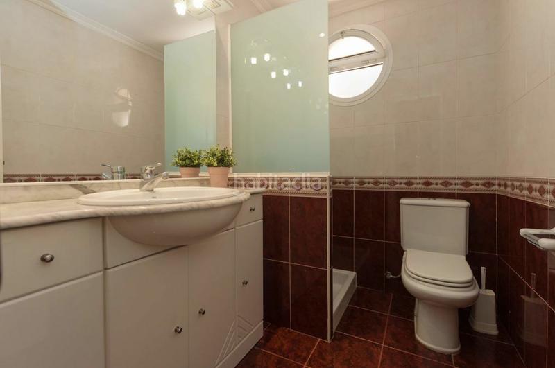 Foto 0dd78165-7558-4996-a144-433e7f454596. House with heating pool in Nord Roses