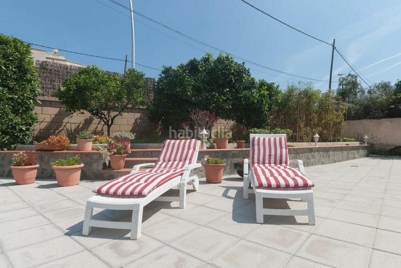 Foto f7b6824a-6cea-4784-9593-f4b0bb3a294c. House with heating pool in Nord Roses