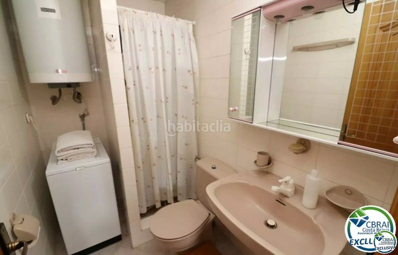 Foto 1e581e9d-9322-4370-a9d5-b4a0cf4fc979. Apartament amb calefacció a Moxó - Sant Mori Empuriabrava