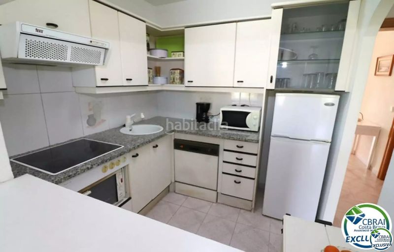 Foto 4d9858a0-fedd-4f01-87a7-899e4d5bb135. Apartament amb calefacció a Moxó - Sant Mori Empuriabrava