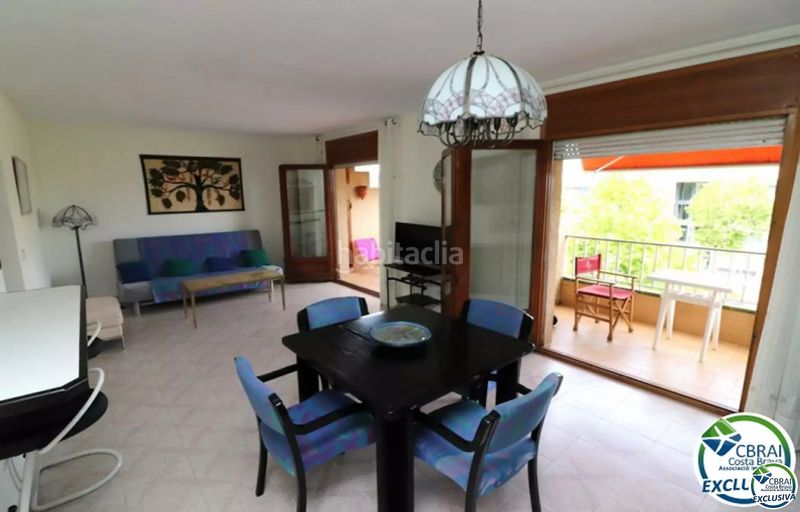 Foto edf00116-e3f9-4598-abc9-17906392d20a. Apartament amb calefacció a Moxó - Sant Mori Empuriabrava