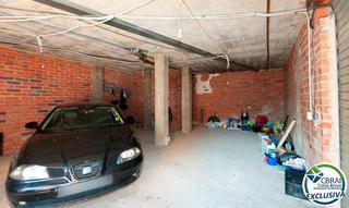 Local commercial à Centre. Local en roses