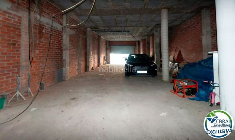 Foto 76cfe7f8-f9f4-4b3f-a6fc-439cc44cdd4b. Local comercial en calle doctor ferran 30 local en Roses