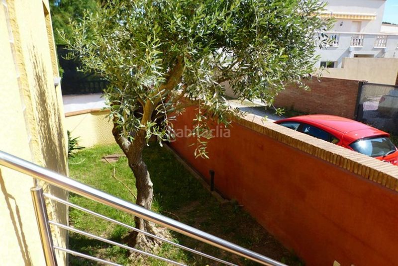 Foto 0d147896-30b3-464f-9d60-64165e3bd93f. Casa amb calefacció piscina a Eixample Residencial Escala (L´)
