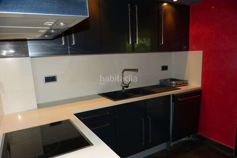 Foto 3998e7b9-a9f8-4dd0-a255-6001b5a1579f. Casa amb calefacció piscina a Eixample Residencial Escala (L´)