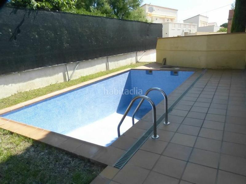 Foto b8b4a02b-a7c2-4084-8efb-733ec944fb4f. Casa hermosa villa en la zona de riells en la escala, a 500 metros de la playa en Escala (L´)
