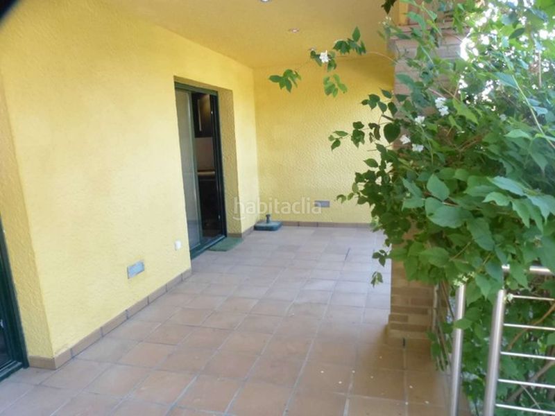 Foto c5076639-f0bd-4232-94ae-949ce8fc5fae. Casa amb calefacció piscina a Eixample Residencial Escala (L´)