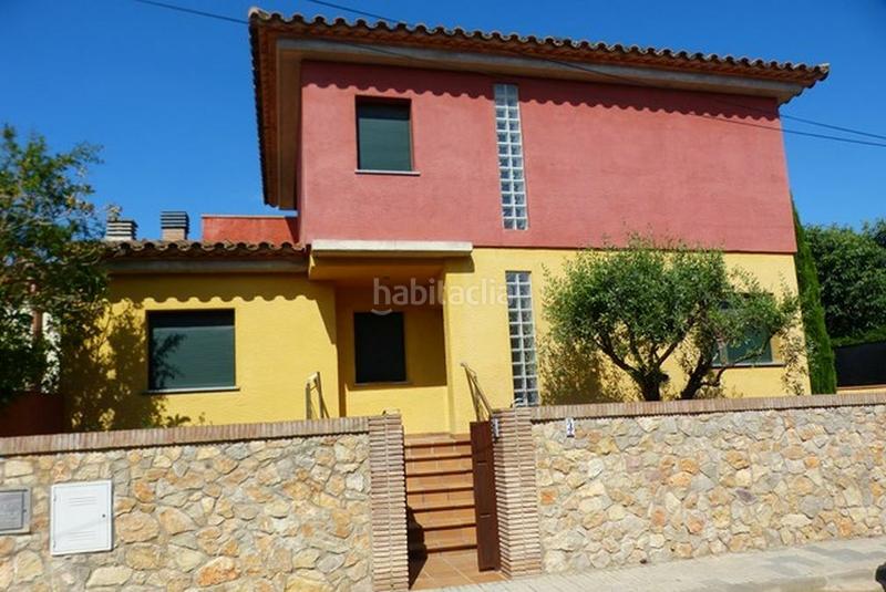 Foto efed33bd-d8f6-459e-bb7d-80e94b443187. Casa hermosa villa en la zona de riells en la escala, a 500 metros de la playa en Escala (L´)