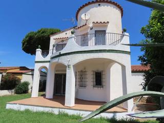 Casa a Puigmal - Mas Nou. Se vende preciosa casa de vacaciones con 174 m de superficie hab