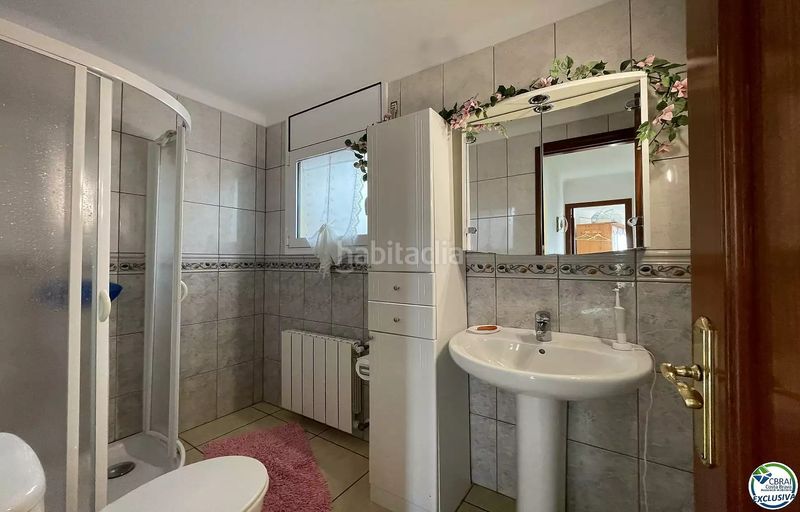 Foto c12d6055-674b-4a02-a5bb-861a89b93304. Casa a calle alacant 38 a Nord Roses