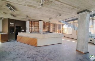 Locale commerciale in Calle tapis 4