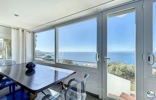 Piccolo appartamento in Puig Rom-Canyelles-Almadrava. Precioso apartamento canyelles roses con licencia turistica