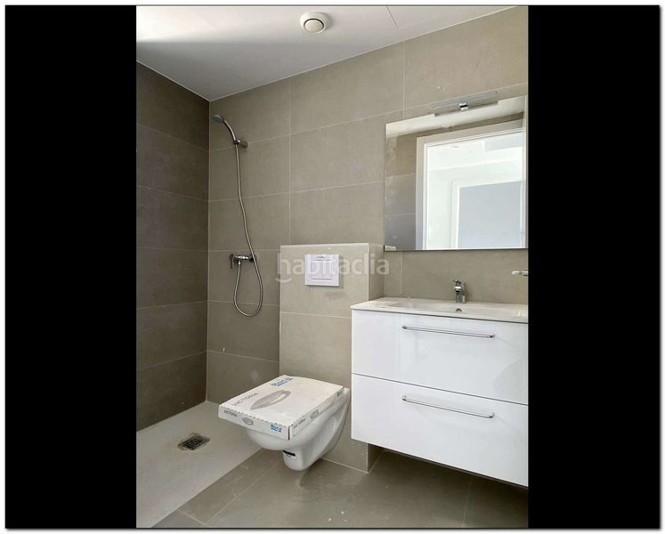 Foto 2fbb3f95-690e-474a-98a3-93828b43c087. Casa amb aparcament piscina a Requesens Empuriabrava