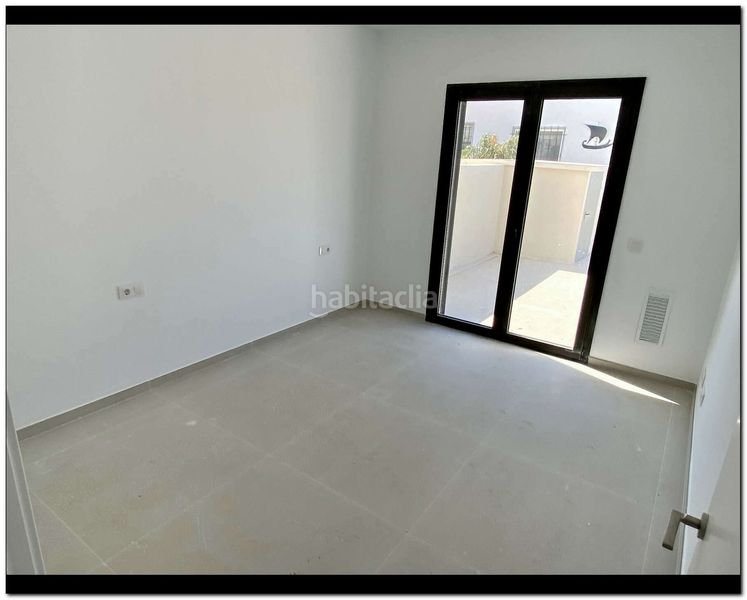 Foto de993c87-5b0c-4e2d-abcb-8a784803e076. Casa amb aparcament piscina a Requesens Empuriabrava