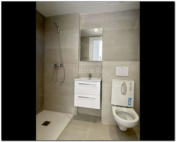 Foto 45dfffd5-f1d3-473d-867e-89a4bc5d121a. Casa amb aparcament piscina a Requesens Empuriabrava