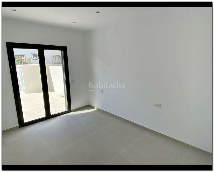 Foto c814d0be-7d1a-4577-999d-0cd7c58d2c06. Casa amb aparcament piscina a Requesens Empuriabrava