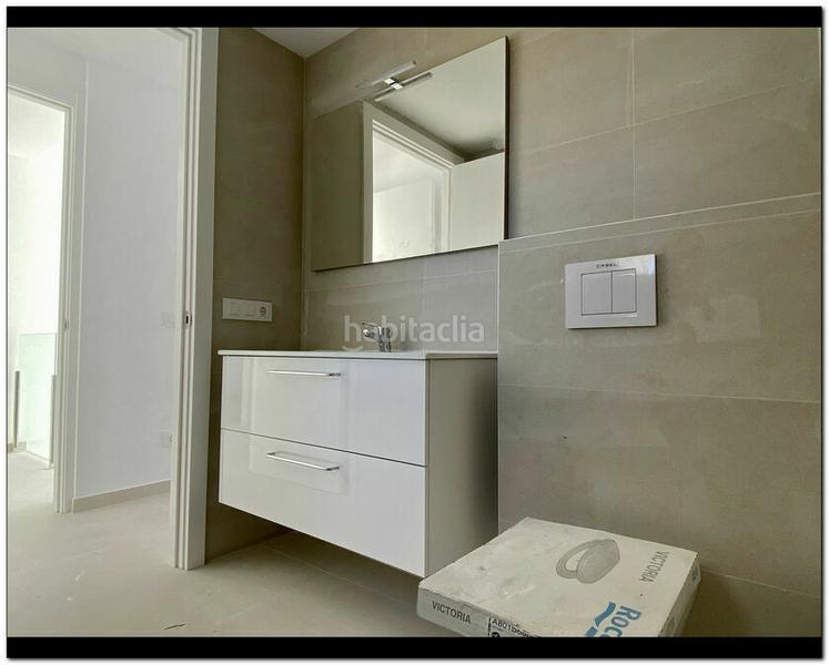 Foto d8ab8249-e2c2-4a18-b129-6358d929dd85. Casa con parcheggio piscina in Requesens Empuriabrava