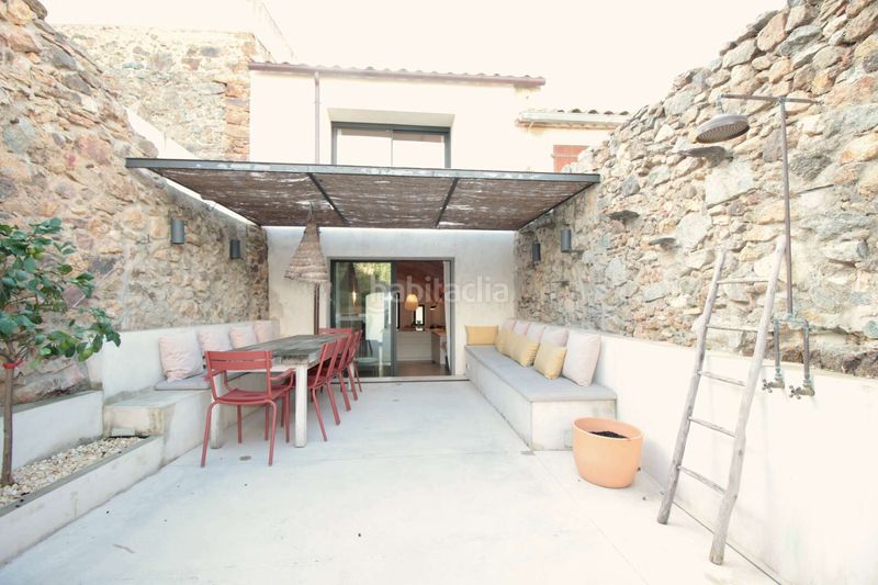 Foto cc66f8b3-e522-47c6-8d46-67a941b70b52. Casa amb calefacció a Vilajuïga