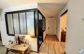Apartamento en Centre. Apartamento de 6 dormitorios en el centro de la ciudad y en prim