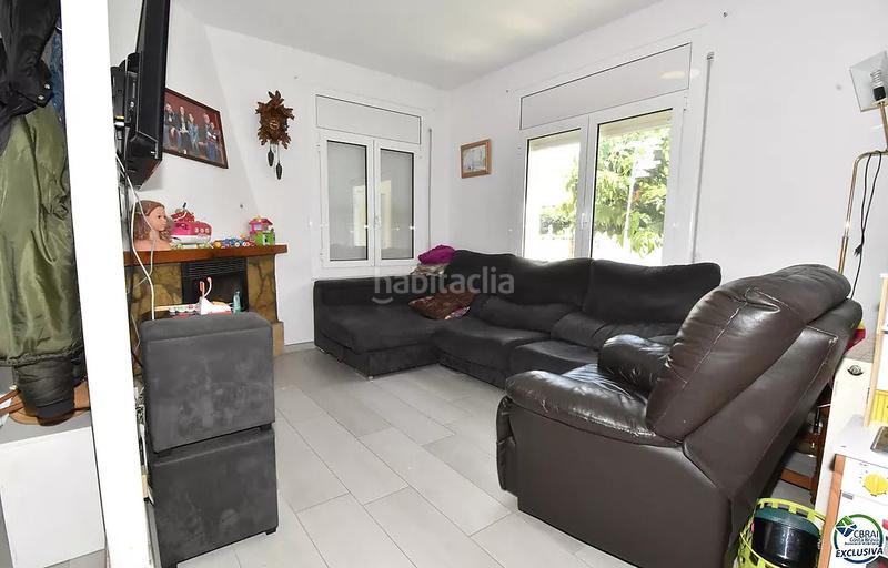 Foto 5efb3389-7ad2-4e6b-9f5a-81268d18f0e9. Casa con riscaldamento parcheggio piscina in Puigmal - Mas Nou Empuriabrava