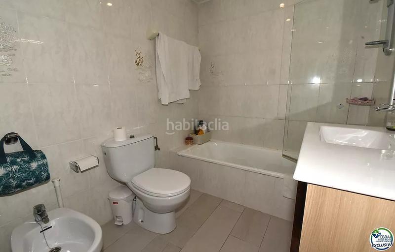 Foto bf925142-cdd6-4001-9dac-9d498eeee275. Casa con riscaldamento parcheggio piscina in Puigmal - Mas Nou Empuriabrava