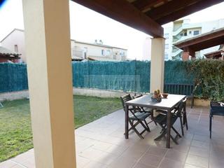 Casa a Puigmal - Mas Nou. Casa con jardín en zona residencial se vende en empuriabrava