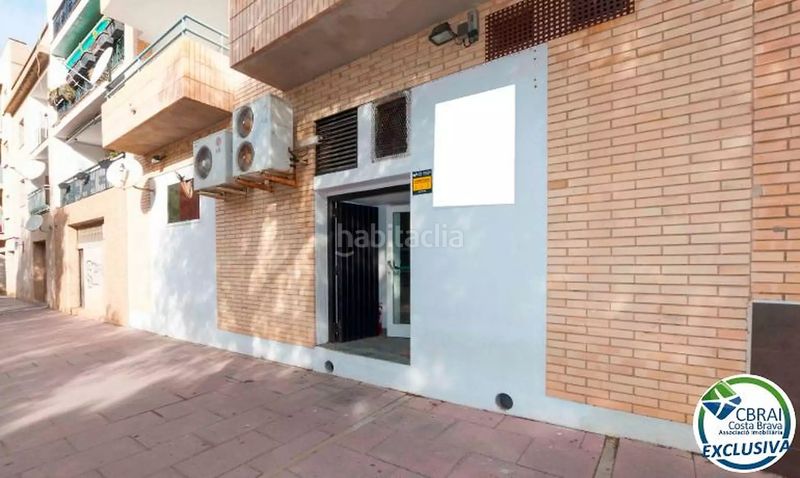 Foto d5406d0a-95d8-429d-9de3-dbb53c67cdb8. Local comercial a calle puig rom 106 a Centre Roses