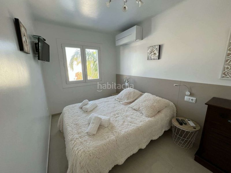 Foto 178e8142-21ac-4422-9cf4-ff47f54bea9d. Casa amb aparcament piscina a Cap Ras - Creus - Falconera Empuriabrava