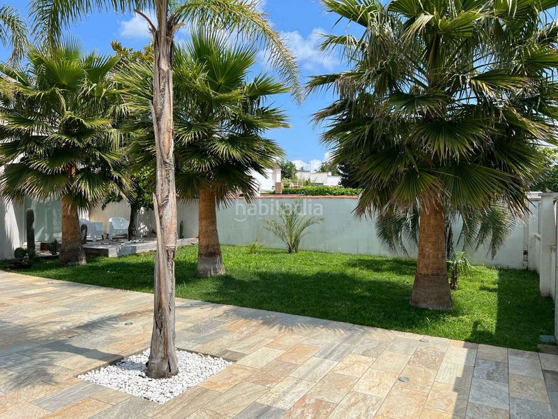 Foto 1a2cc8be-069d-4ed9-ae0b-691c50e28a14. Casa amb aparcament piscina a Cap Ras - Creus - Falconera Empuriabrava