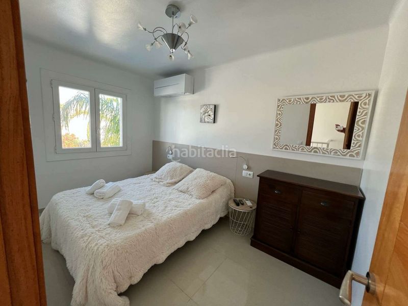 Foto 34fe81ca-99a4-4402-b59e-99e7af50e8ec. Casa amb aparcament piscina a Cap Ras - Creus - Falconera Empuriabrava