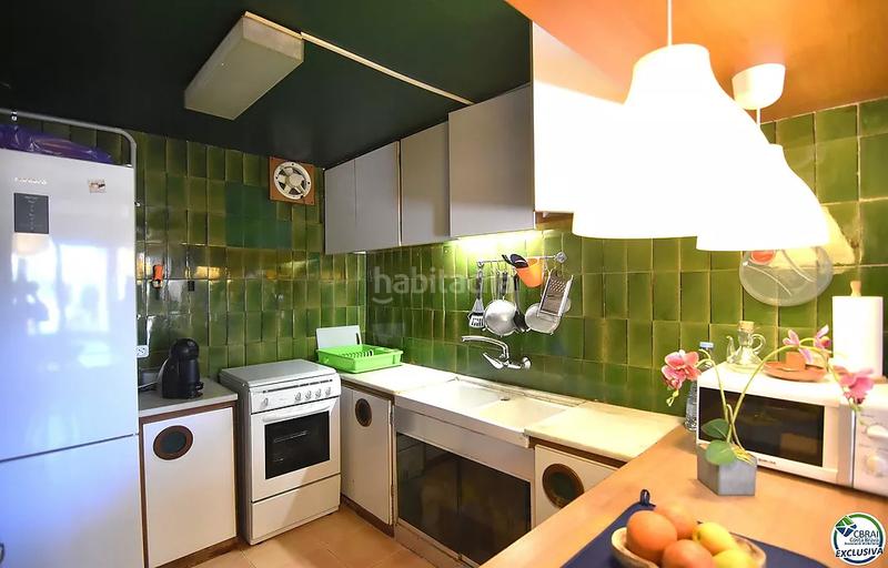 Foto 54aebb65-cde6-453d-b283-c04a3307df24. Apartamento grande apartamento a renovar en santa margarita, , con un amplio jardín privado de 207 m2. en Roses