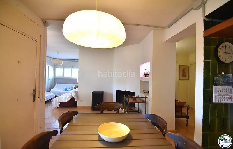 Foto ede16f77-e0d8-4c51-bdfd-ec904edfab03. Apartamento grande apartamento a renovar en santa margarita, , con un amplio jardín privado de 207 m2. en Roses
