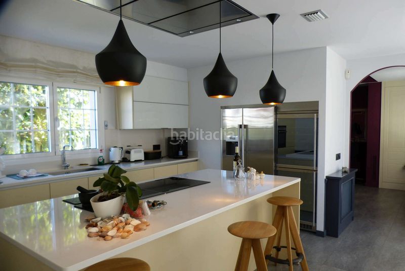 Foto 0ece0c44-9ff9-4d56-8cf3-5dfdacfa4a0f. Casa amb piscina a Alberes Empuriabrava