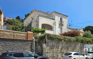 Appartement à Els Grecs-Mas Oliva. Gran apartamento de 3 dormitorios con bonitas vistas a la montañ
