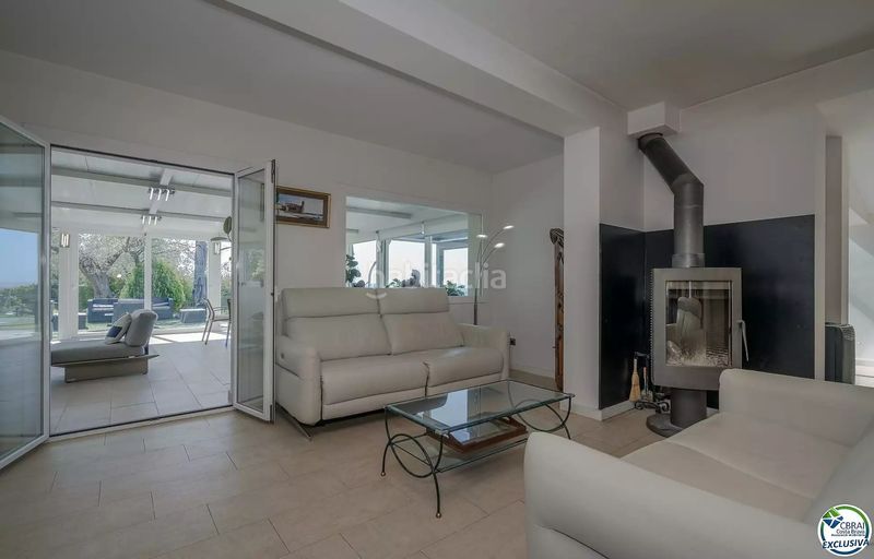 Foto 46b88bbb-3962-4ae4-b1aa-3789f14bdece. Casa amb calefacció aparcament piscina a Palau-saverdera
