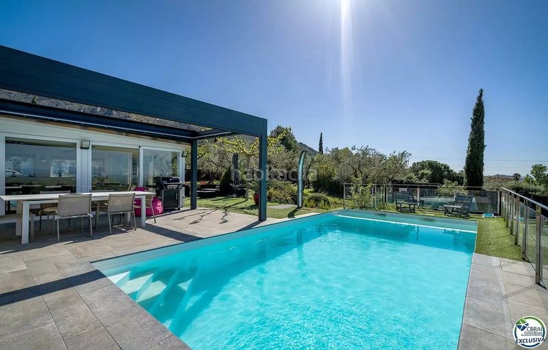 Foto 63bdf200-6b00-42d1-84c8-07018a01ee5c. Casa amb calefacció aparcament piscina a Palau-saverdera
