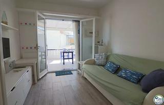 Casa a Sant Maurici. Casa con gran terraza al sur adosada ubicada en la zona de sant