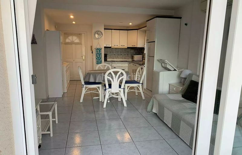 Foto 040067a7-cba9-4f88-811b-7d18246be292. Apartament a calle joanot martorell 5 a Salatar Roses