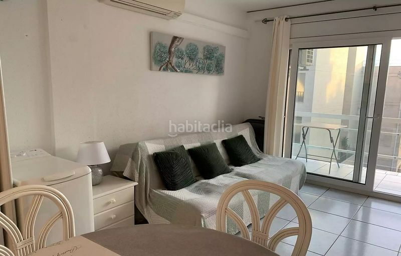 Foto af3829ea-b903-4c10-afe8-89e2caafe78b. Apartament a calle joanot martorell 5 a Salatar Roses