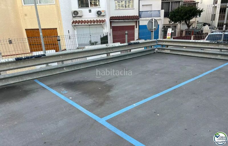Foto ac8f2249-d9a7-47b4-a8d7-444ae7afb627. Aparcament cotxe a sector delta muga b 31 a Muga - Gran Reserva - Badia Empuriabrava