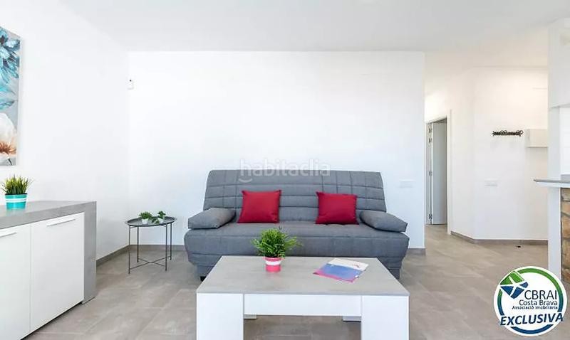 Foto 9511e858-b483-48b7-9484-ce25b0e7d6ea. Apartament amb aparcament a Muga - Gran Reserva - Badia Empuriabrava