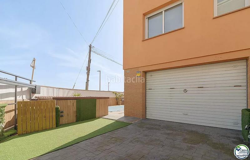 Foto b4d6ba9f-5fdb-4690-b519-252927300459. Casa amb calefacció aparcament piscina a Puigmal - Mas Nou Empuriabrava
