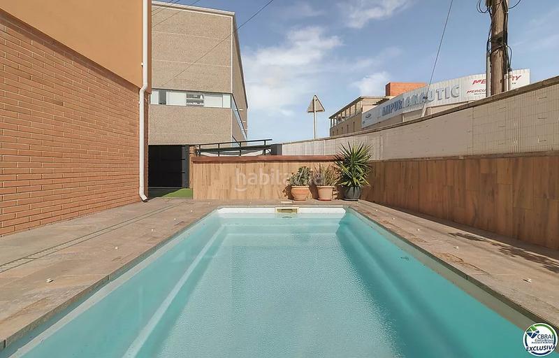 Foto c7001e97-8488-41c2-a5c6-7012be163fe4. Casa amb calefacció aparcament piscina a Puigmal - Mas Nou Empuriabrava