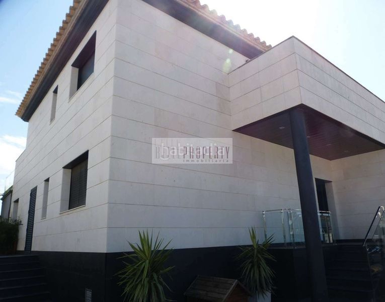 Foto 027ac7cd-ca90-48d1-a463-d7dc8ee7ce76. Casa amb calefacció piscina a Santa Margarida Roses
