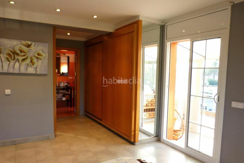 Foto 26dba05d-9152-4181-b3aa-ab31e38cb9a8. Casa con riscaldamento parcheggio piscina in Requesens Empuriabrava